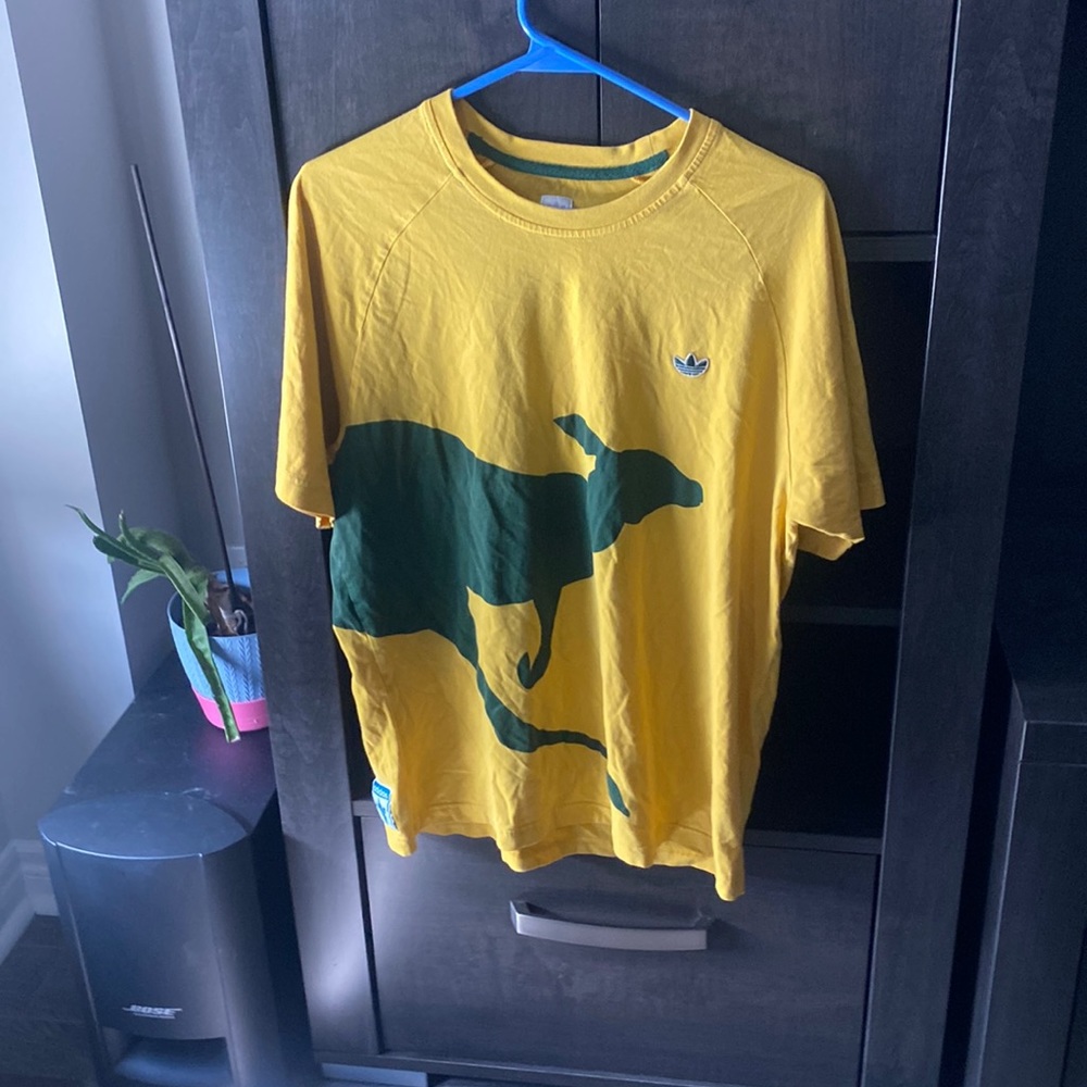 Adidas T-shirt